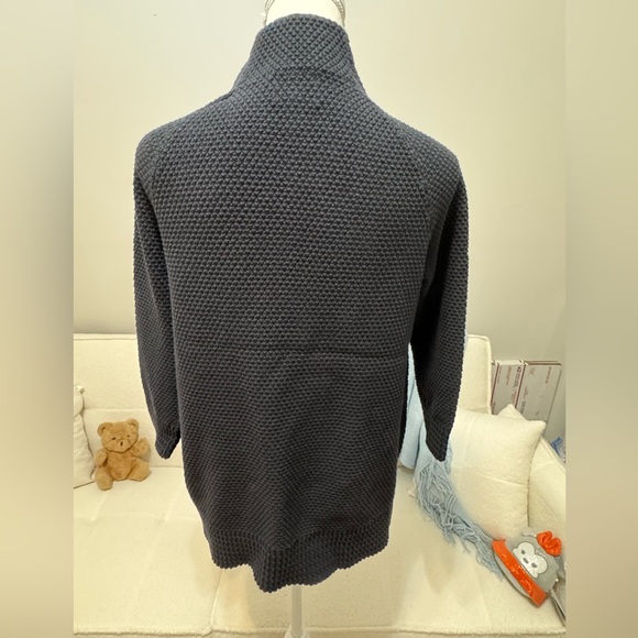 Cozy Lands’ End Black Turtleneck Sweater - Petite Medium - Picture 2 of 11